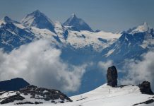 UK adds Switzerland and the Czech Republic to quarantine list