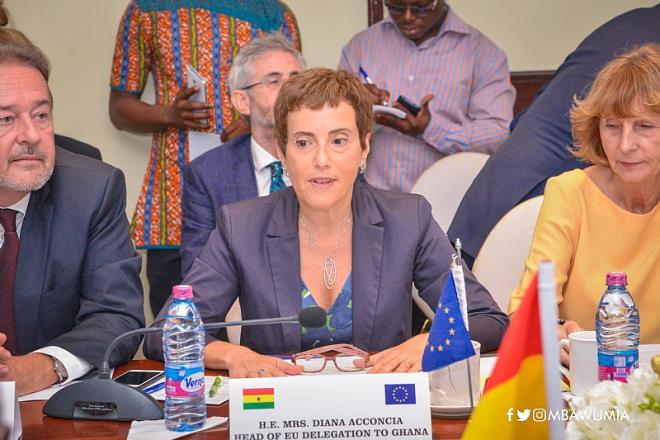 1012202042451-i41p266ffa-eu