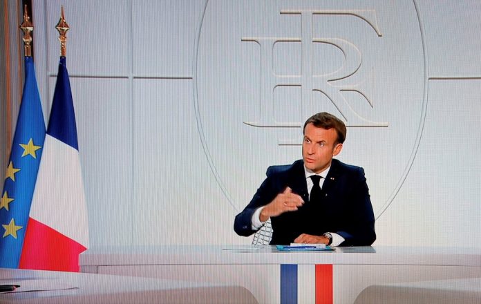 FRANCE-POLITICS-HEALTH-VIRUS