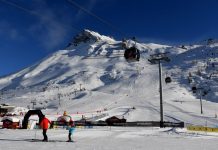 Ski resorts in France would not open in France by Christmas – Macron