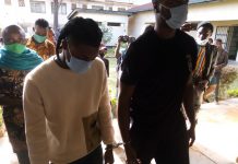 Nigerian artistes Tems and Omah Lay held in Uganda due to alleged COVID19 violation