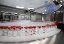 Russians cautious as COVID-19 Sputnik V vaccination gets underway