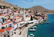 Greece to use COVID-19 pass before July in bid to attract foreign tourists