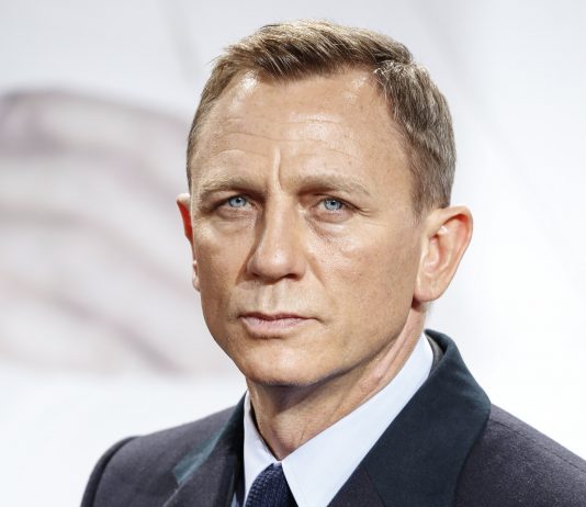James Bond actor, Daniel Craig says he prefers going to gay bars