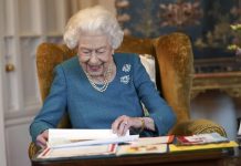 Queen Elizabeth tests positive for Covid