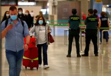 Madrid airport forced on hiring spree to deal with surging tourists