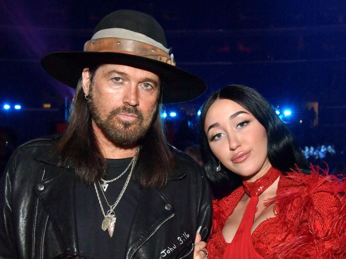 Billy-Ray-Cyrus-and-Noah-Cyrus-92322-20e0b9e129eb4122ac76ee4c1ee23533