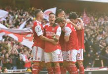 Arsenal beat Liverpool 3-2 to return to top of Premier League table