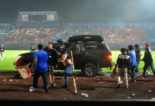 How a deadly crush at an Indonesia soccer match unfolded: see details