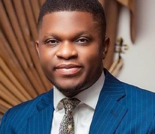 Chief of Staff, Julius Debrah summons Sammy Gyamfi over cash gift to Agradaa