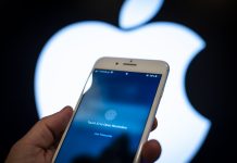 New iPhone, new charger: Apple bends to European Union rules
