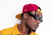 E.L claims he never worked as a delivery guy in the US; he said that for attention