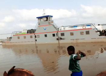 Dambai-Ferry-1-350x250