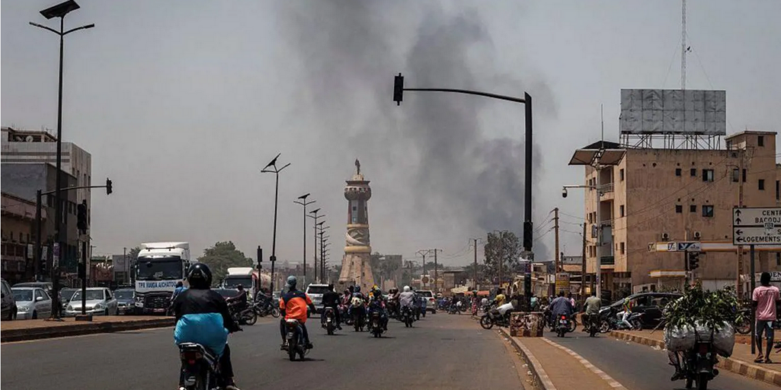 France cautions against travel to Mali, warns citizens to leave “as soon as possible”