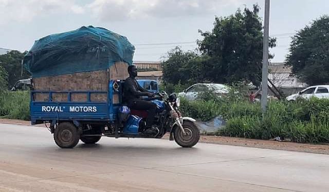 Over 90% of ‘Aboboyaa’ in Accra operate without side mirrors – Driver and Vehicle Licensing Authority