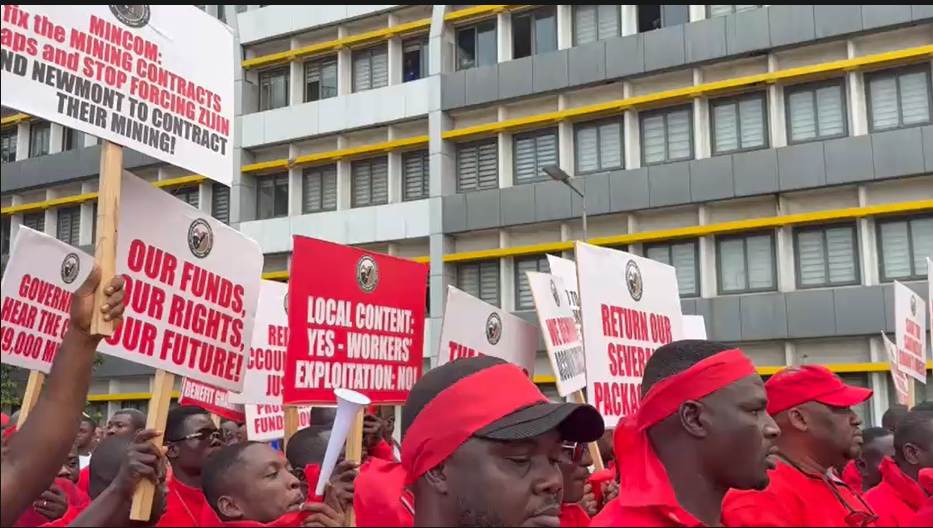 19,000 Miners Await Funds as Mineworkers’ Union Protests Delay