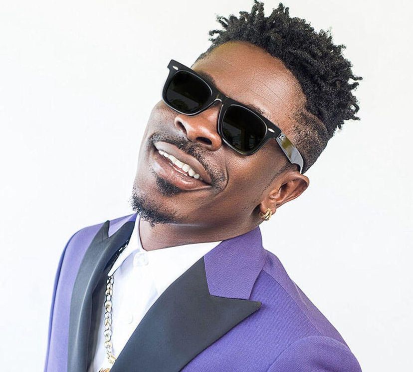 Shatta Wale Fumes Over Alleged GH¢5 Million Debt, Questions Government’s Silence